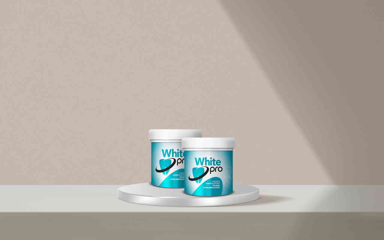 Sbianca i denti a casa in modo sicuro con White Pro: scopri come funziona