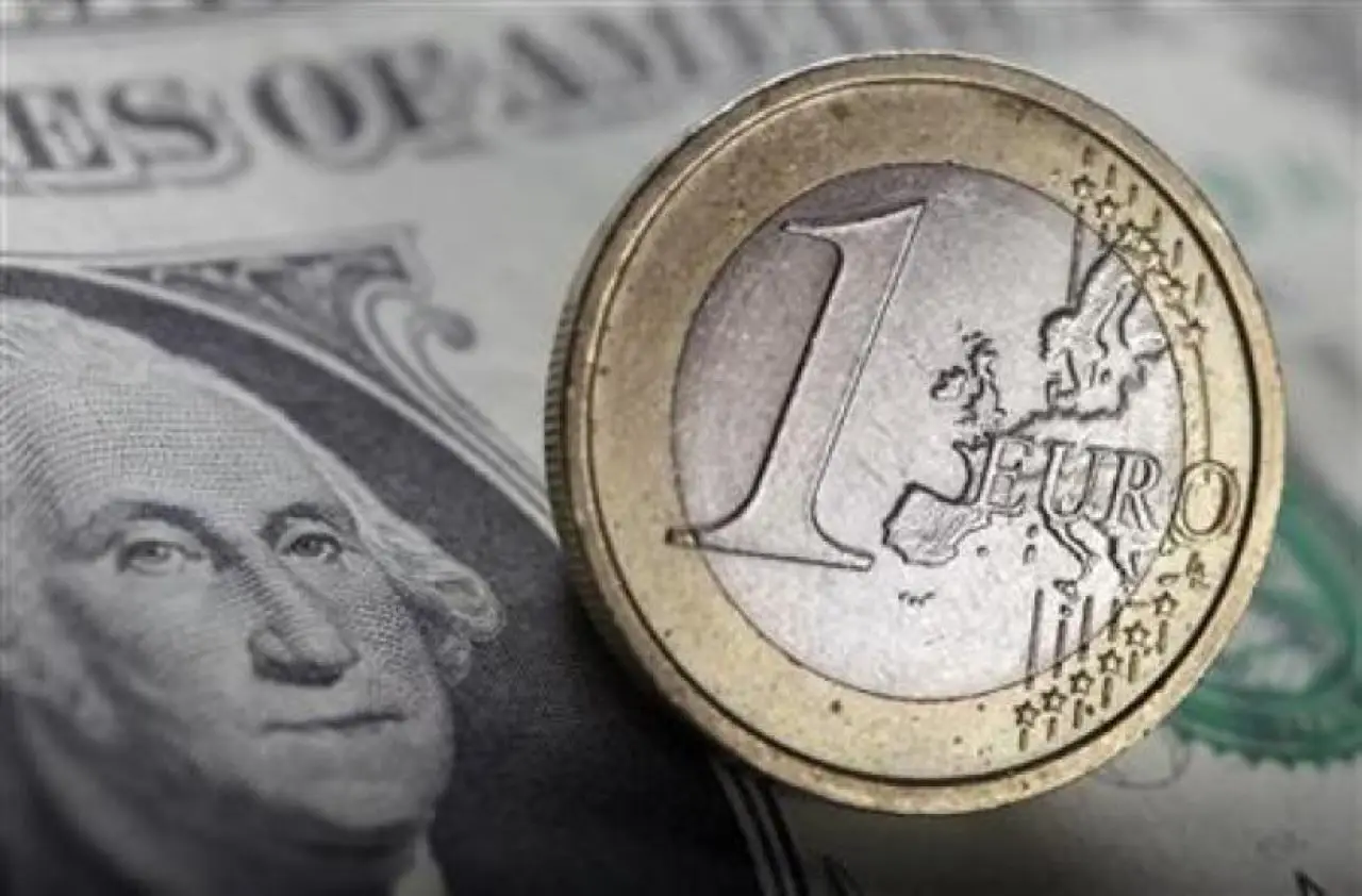 Allerta cambio dollaro euro: ecco quanto vale in questo momento e se conviene comprare